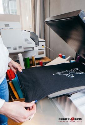 How to Screen Print T-shirts: A Comprehensive Guide with Insightful Tips